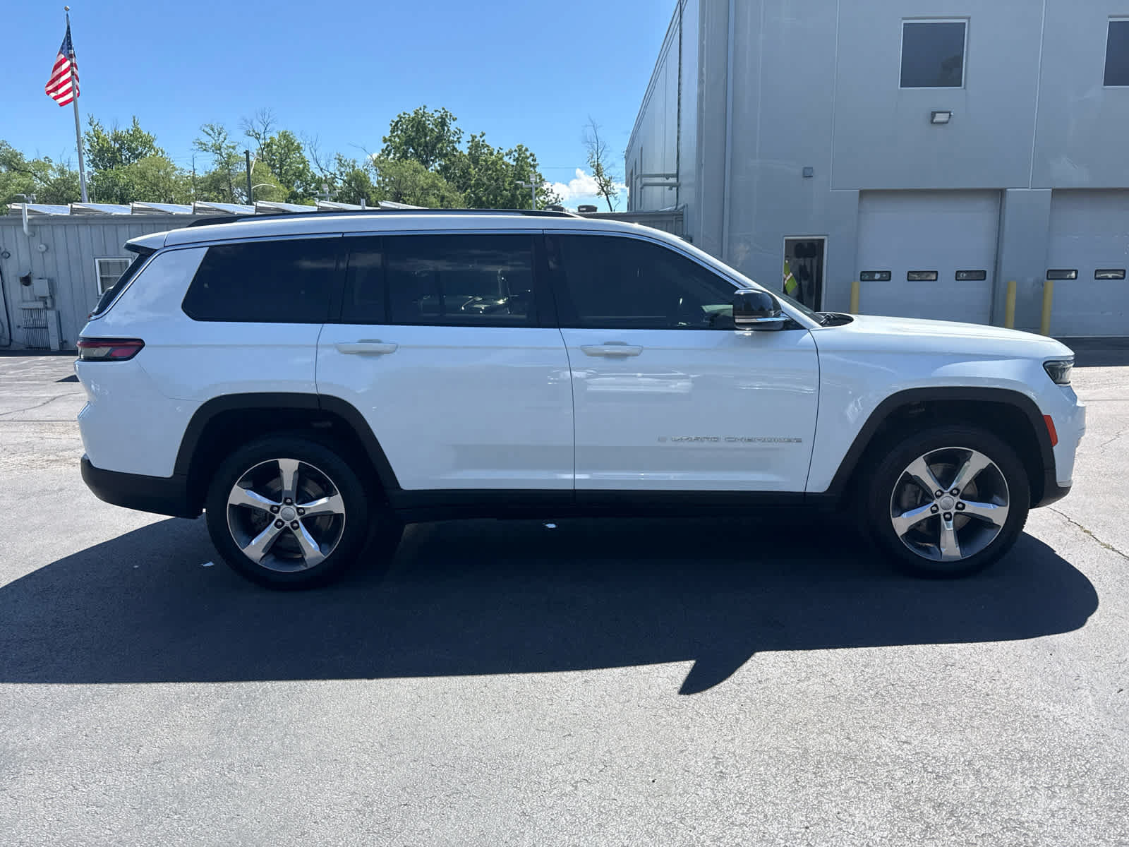 jeep grand cherokee l 2021 1C4RJKBGXM8187555 image jeep grand cherokee l 2021 1C4RJKBGXM8187555 image